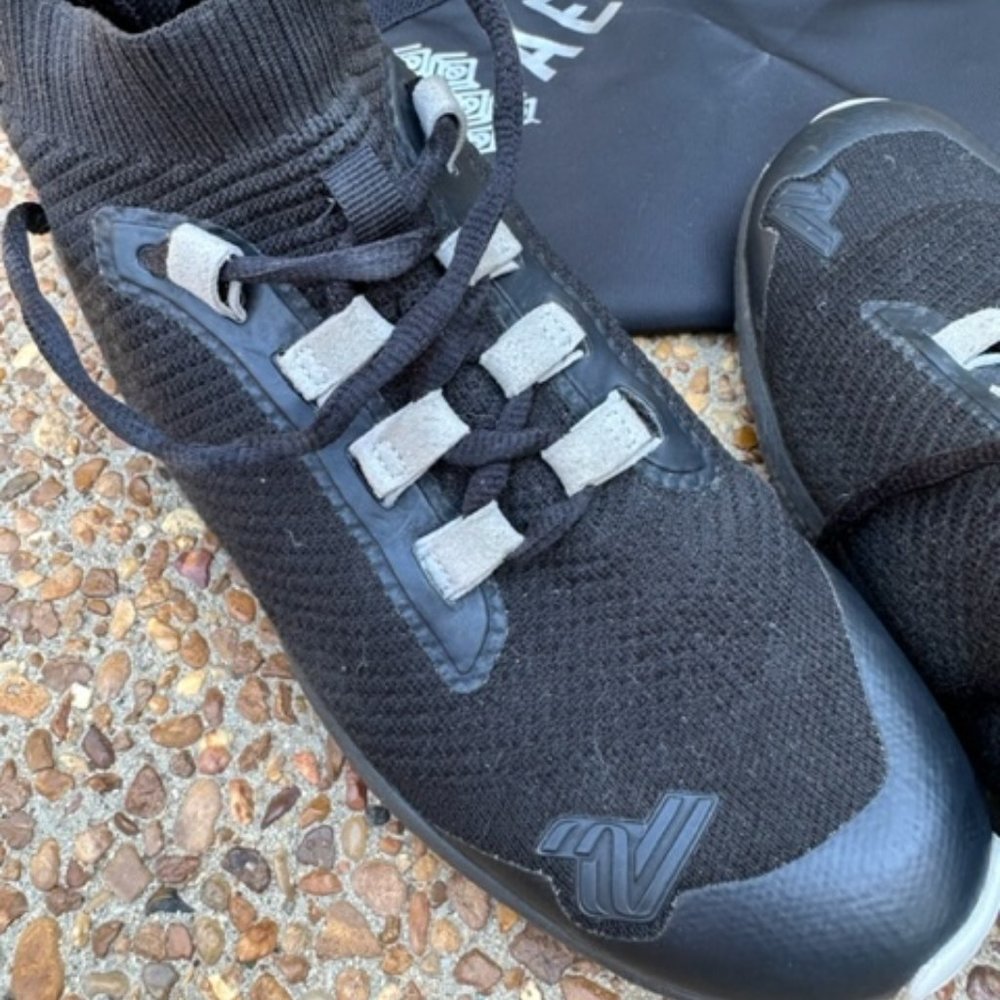 Varsity Aeros Elite Black Cheer Shoes Size 8.5 Gem